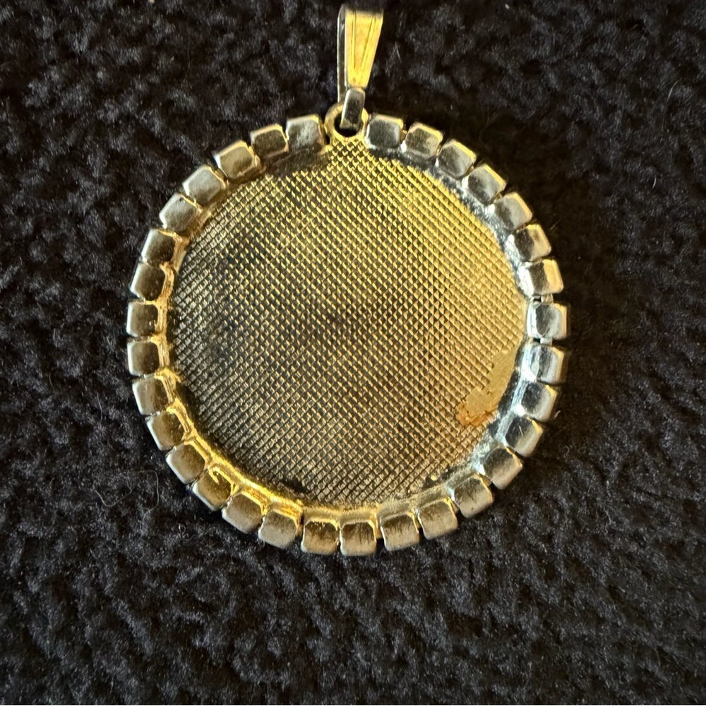 Vintage Taurus “Disco Era”Silver Tone & Rhinestone Necklace - Picture 6 of 7